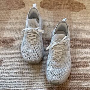 APL Women's TechLoom Zipline sneakers